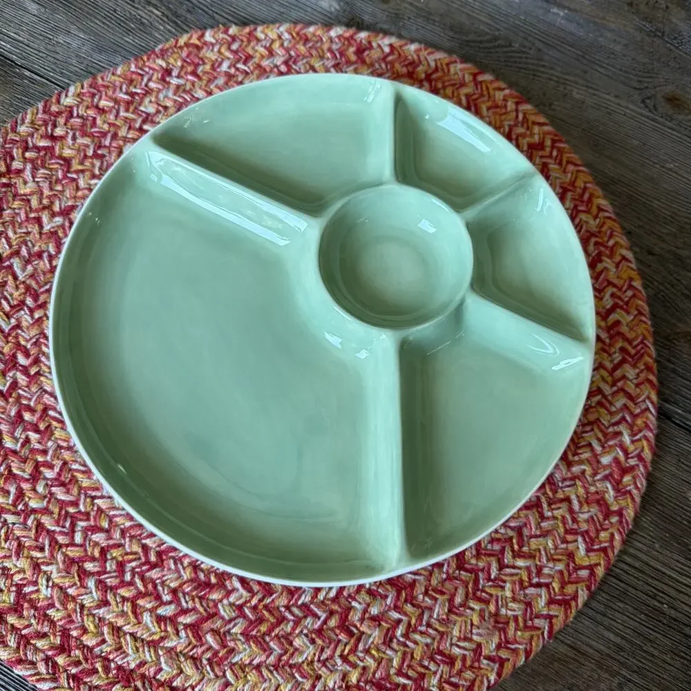Williams Sonoma Jasmine Divided Luncheon Appetizer Snack Plate set of 6 green